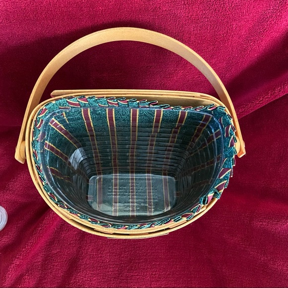 Longaberger Christmas Collection 1998 Basket - Picture 2 of 9